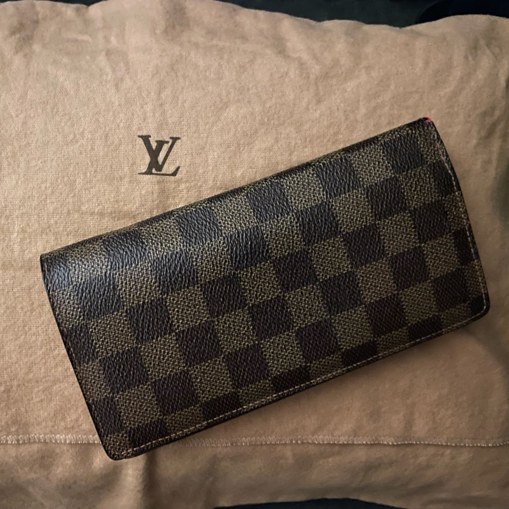 Authentic Louis Vuitton wallet
